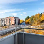1br Next To Railway Station, Free Parking, Balcony Lahti