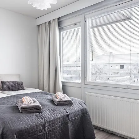 1br Next To Railway Station, Free Parking, Balcony Huoneisto Lahti