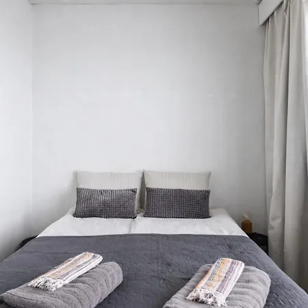 1br Next To Railway Station, Free Parking, Balcony * Лахти